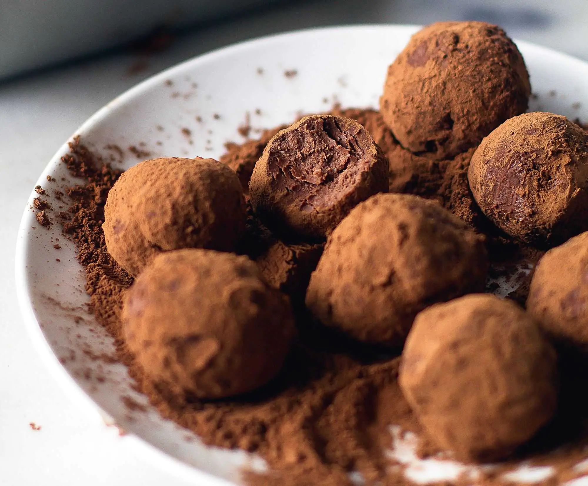 Chocolate Mascarpone Truffles