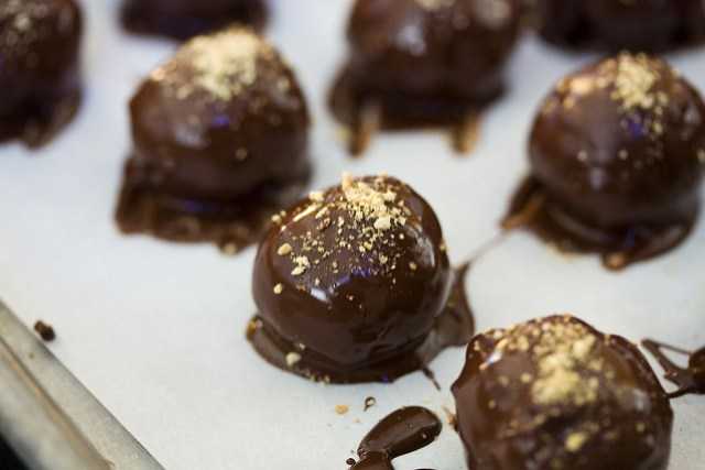 chocolate ganache truffle