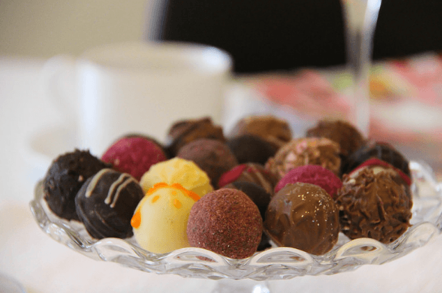 Chocolate Cake Truffles