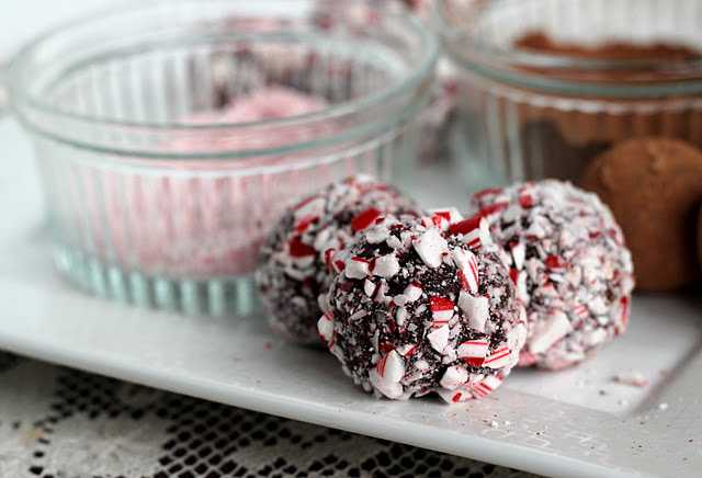 Candy Cane Hot Chocolate Truffles