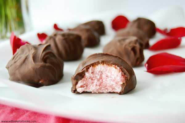 strawberry chocolate truffles