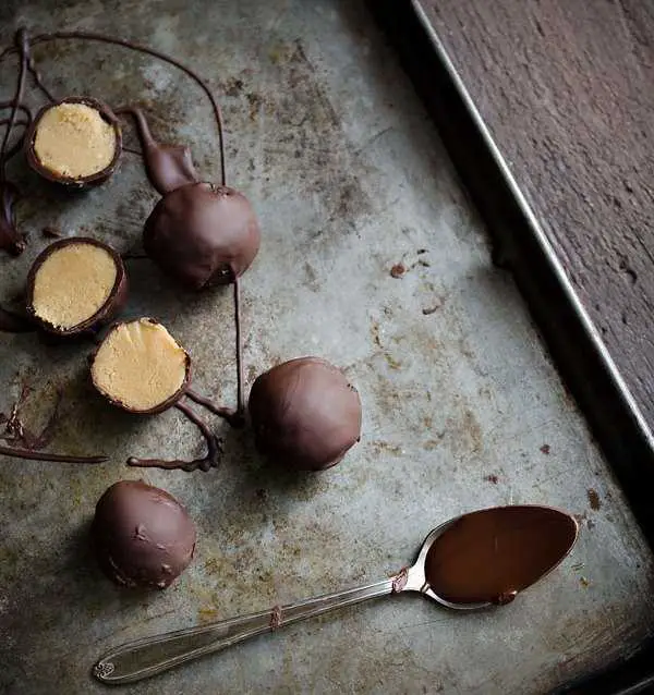 Chocolate Speculoos Truffles