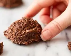 No-Bake Chocolate Macaroons